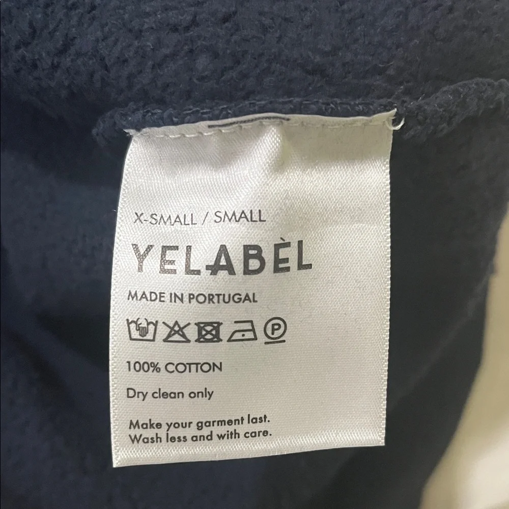 Unisex  Navy Blue Sweater - Picture 4 of 4